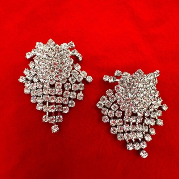 KENNETH JAY LANE CRYSTAL EARRINGS - Picture 1 of 3